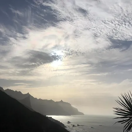 Casa Amarilla De Playa Benijo