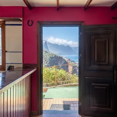 Casa Amarilla De Playa Benijo Almaciga