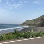 Casa Amarilla De Playa Benijo Dom wakacyjny