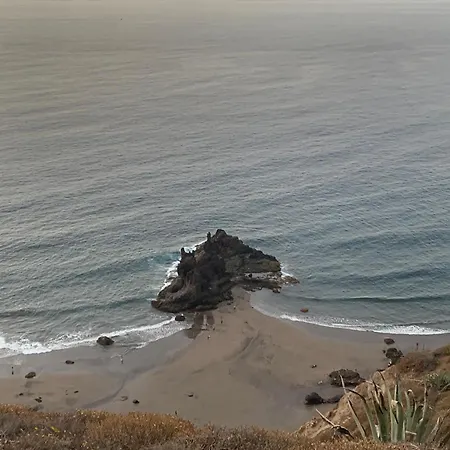 펜션 Casa Amarilla De Playa Benijo *